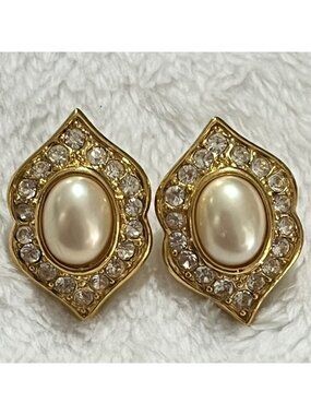 Trifari Gold Tone Post Earrings With Faux Pearl & Rhinestone Vintage